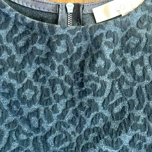LOFT Leopard Print Gray & Black Dress with back zipper - size Small - Picture 2 of 6